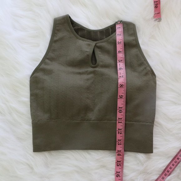 Shein Cut Out Front Crop Sports Tank Top - Picture 7 of 7